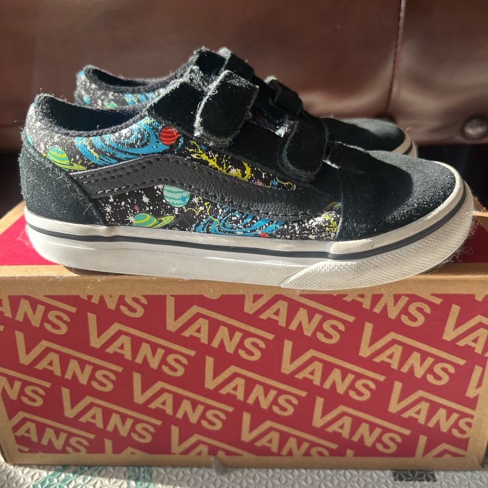 Vans Toddler Old Skool V Cosmic Glow Shoes - Toddler - Size 9.5 - Picture 2 of 10